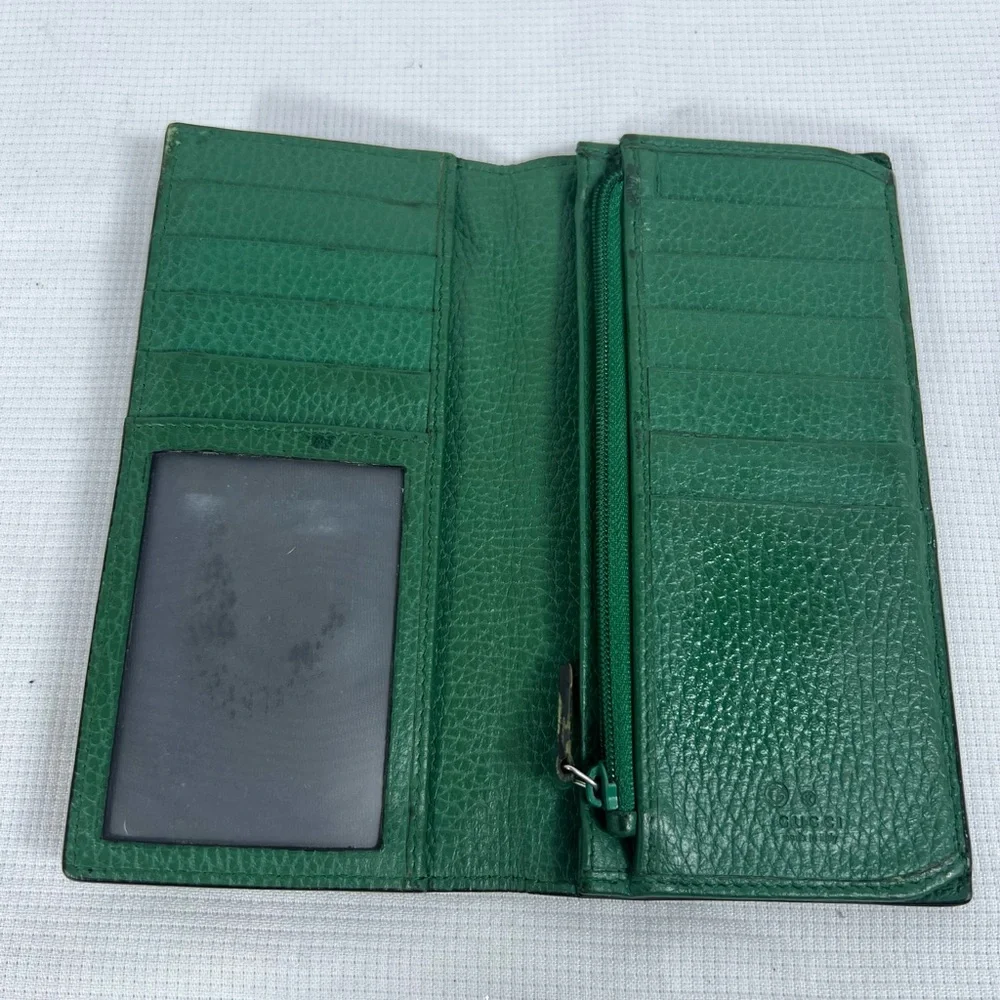 Gucci elegant continental